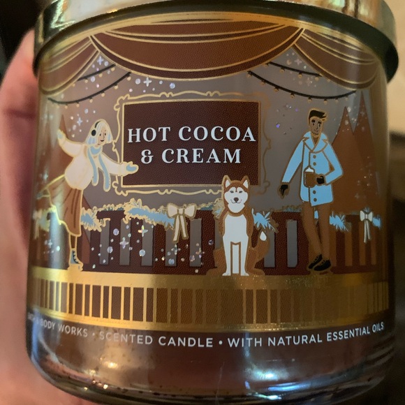 NEW Bath and Body Works Hot Cocoa & Cream Scented 3 Wick Candle - Picture 6 of 6